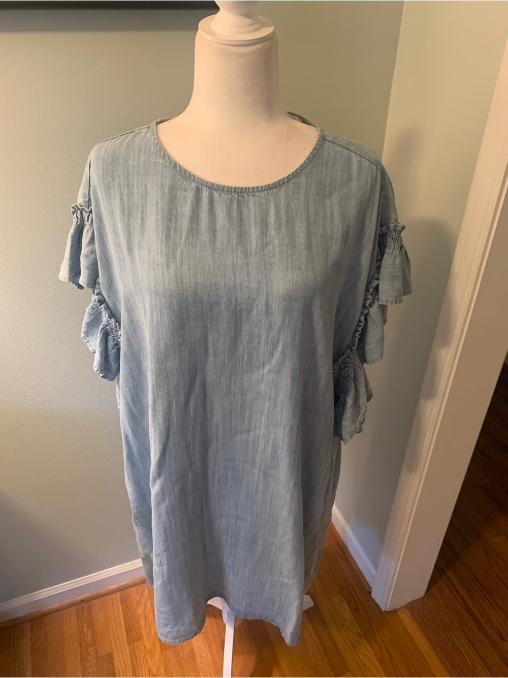 Easel light blue soft chambray Bohemian dress, size M